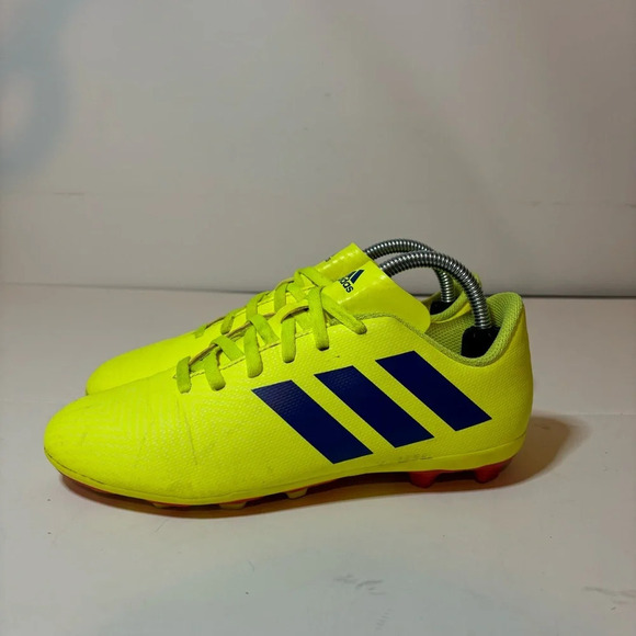Adidas Boys Nemeziz 18.4 FxG Soccer Football Cleats CM8509 Yellow Blue Sz 3.5 - Picture 1 of 9